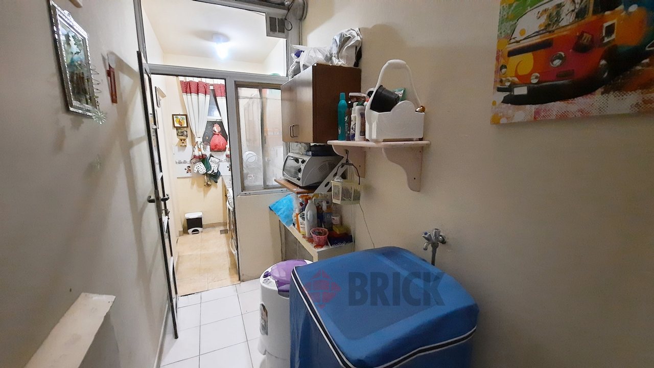 ECUADOR al 1300 Piso PB 18