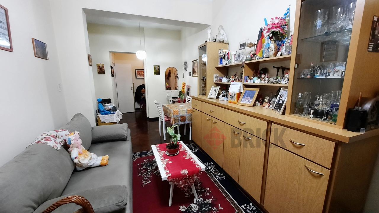 ECUADOR al 1300 Piso PB 3