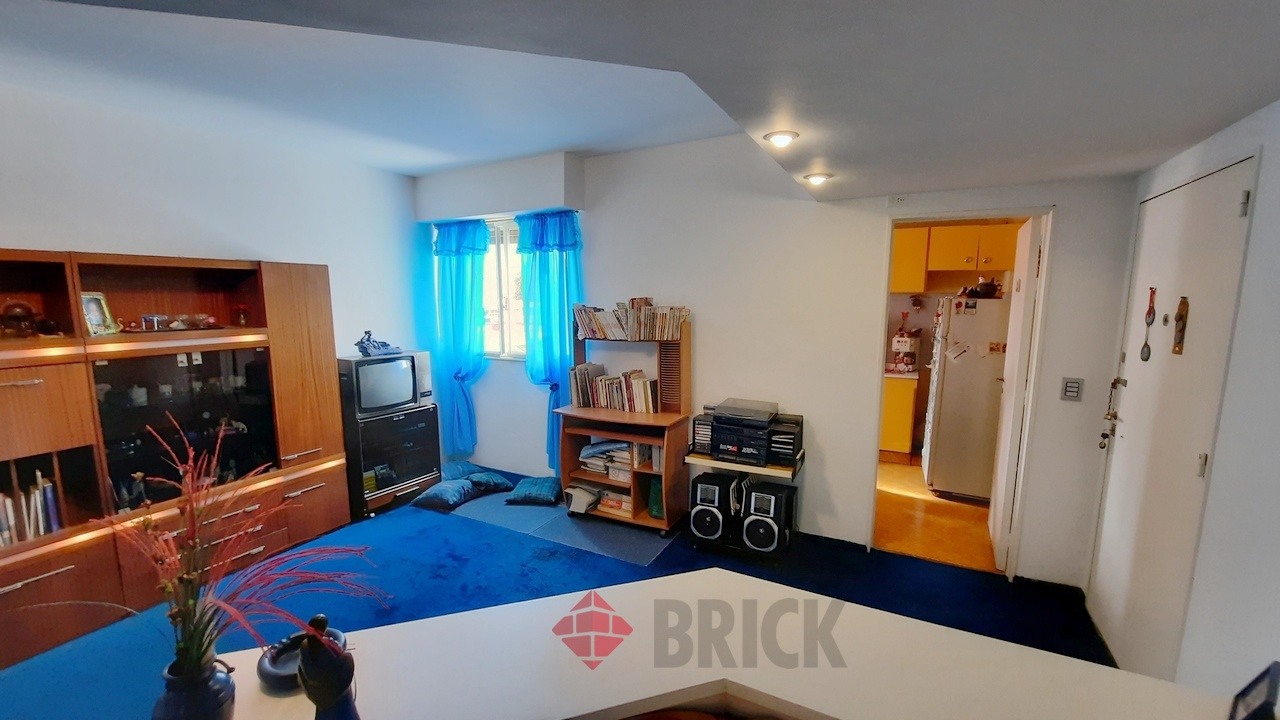 GRANADEROS al 400 Piso 2 4