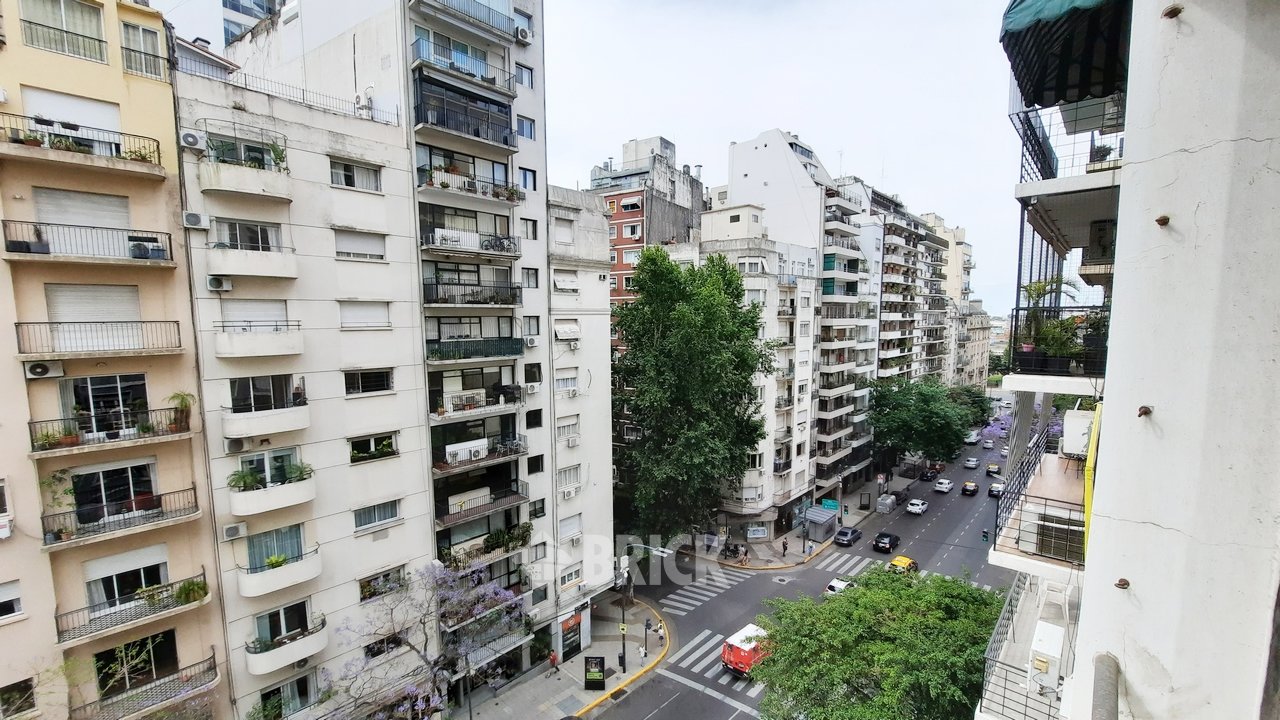 CALLAO, AV. al 1900 Piso 7 5