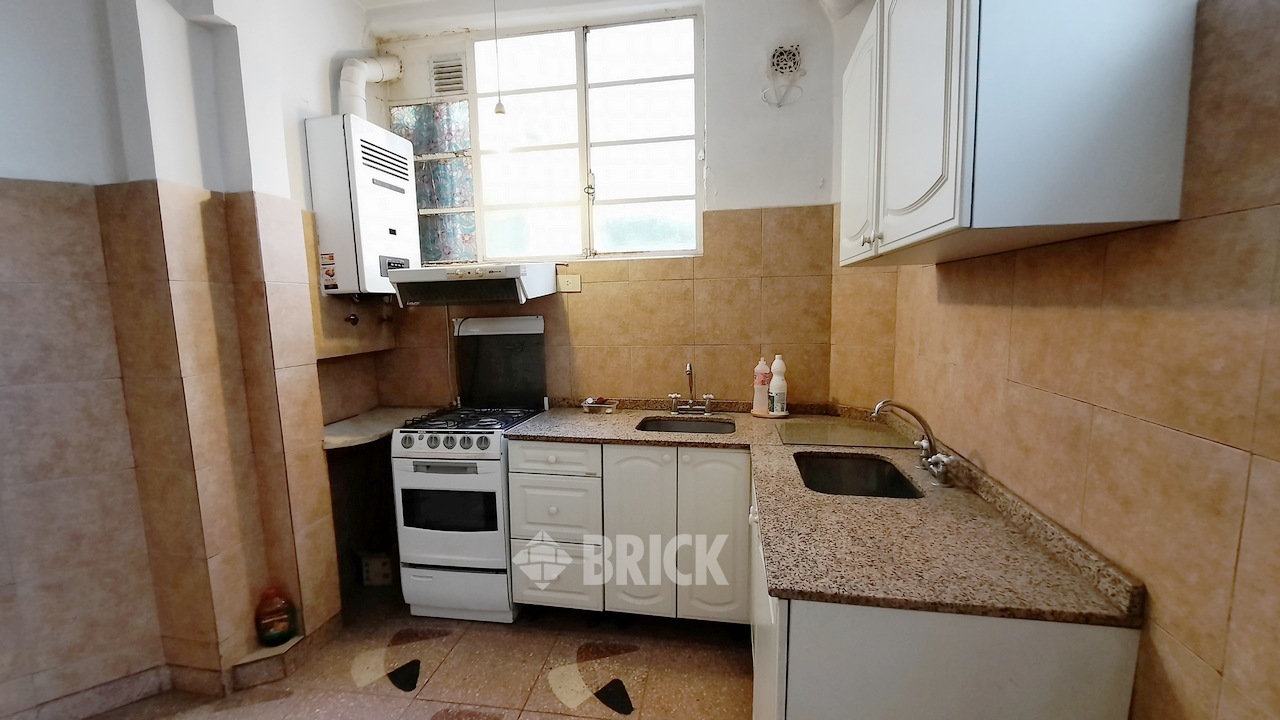 CORDOBA, AV. al 1400 Piso 4 16