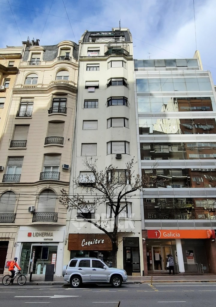 CORDOBA, AV. al 1400 Piso 4 22