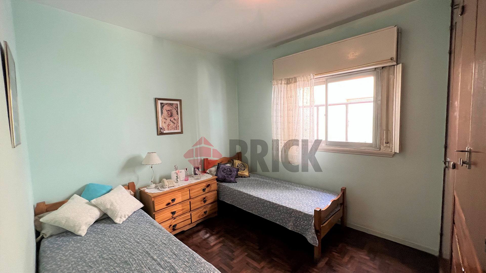 MITRE, EMILIO al 1700 Piso 1 11