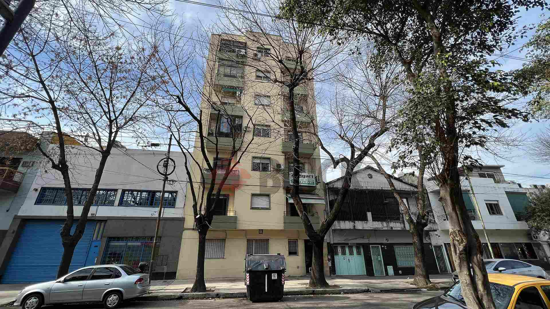 MITRE, EMILIO al 1700 Piso 1 15