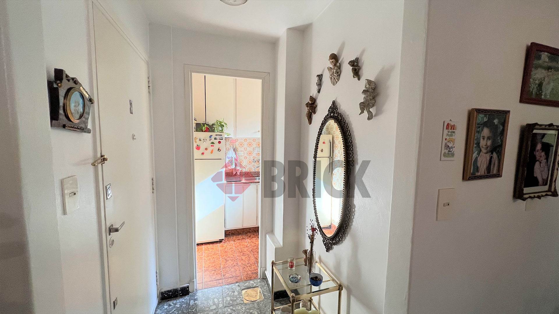 MITRE, EMILIO al 1700 Piso 1 3