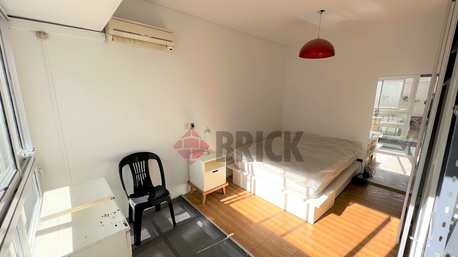 ROJAS al 600 Piso PB 8