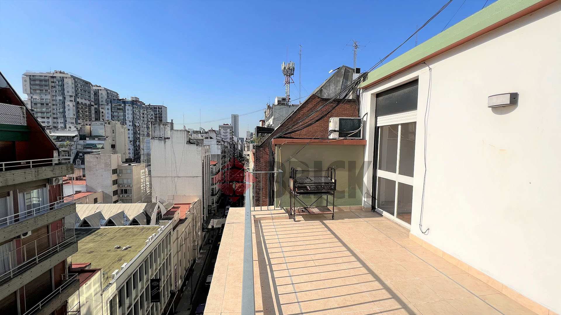 PARAGUAY al 1400 Piso 10 6