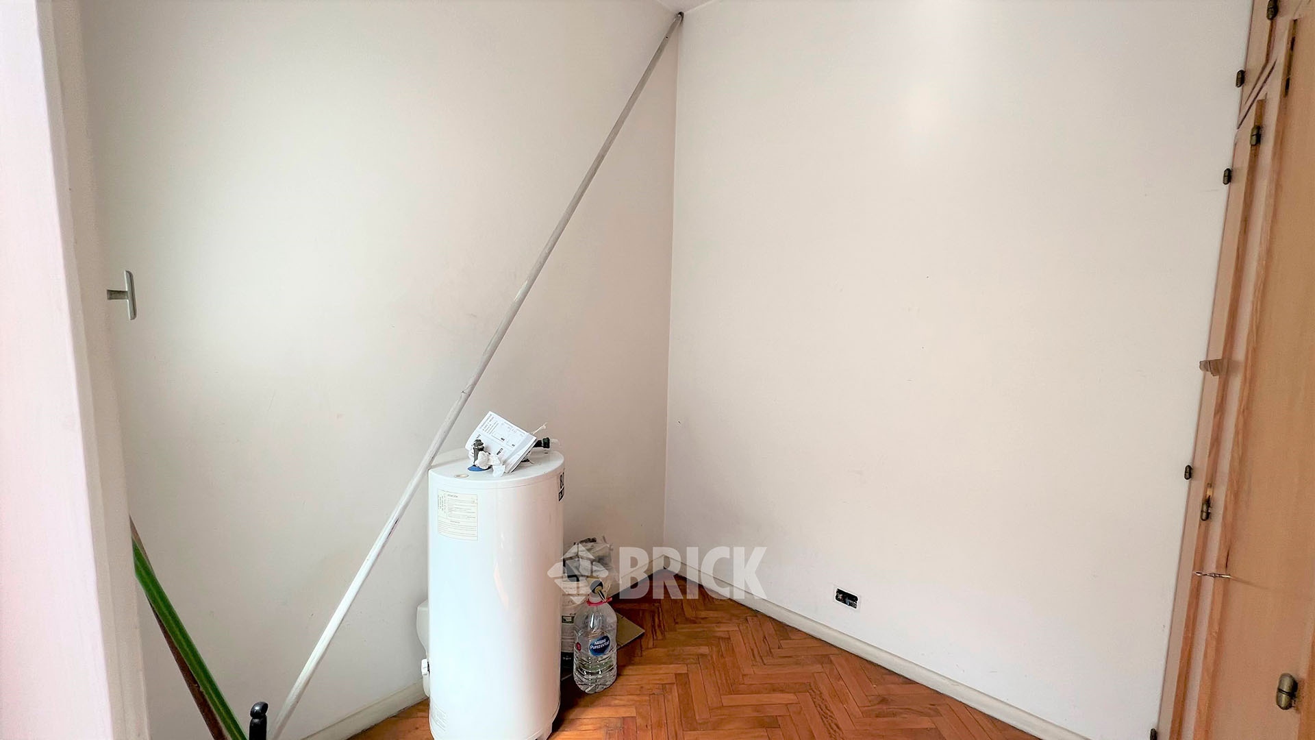 CHARCAS al 2500 Piso 1 24