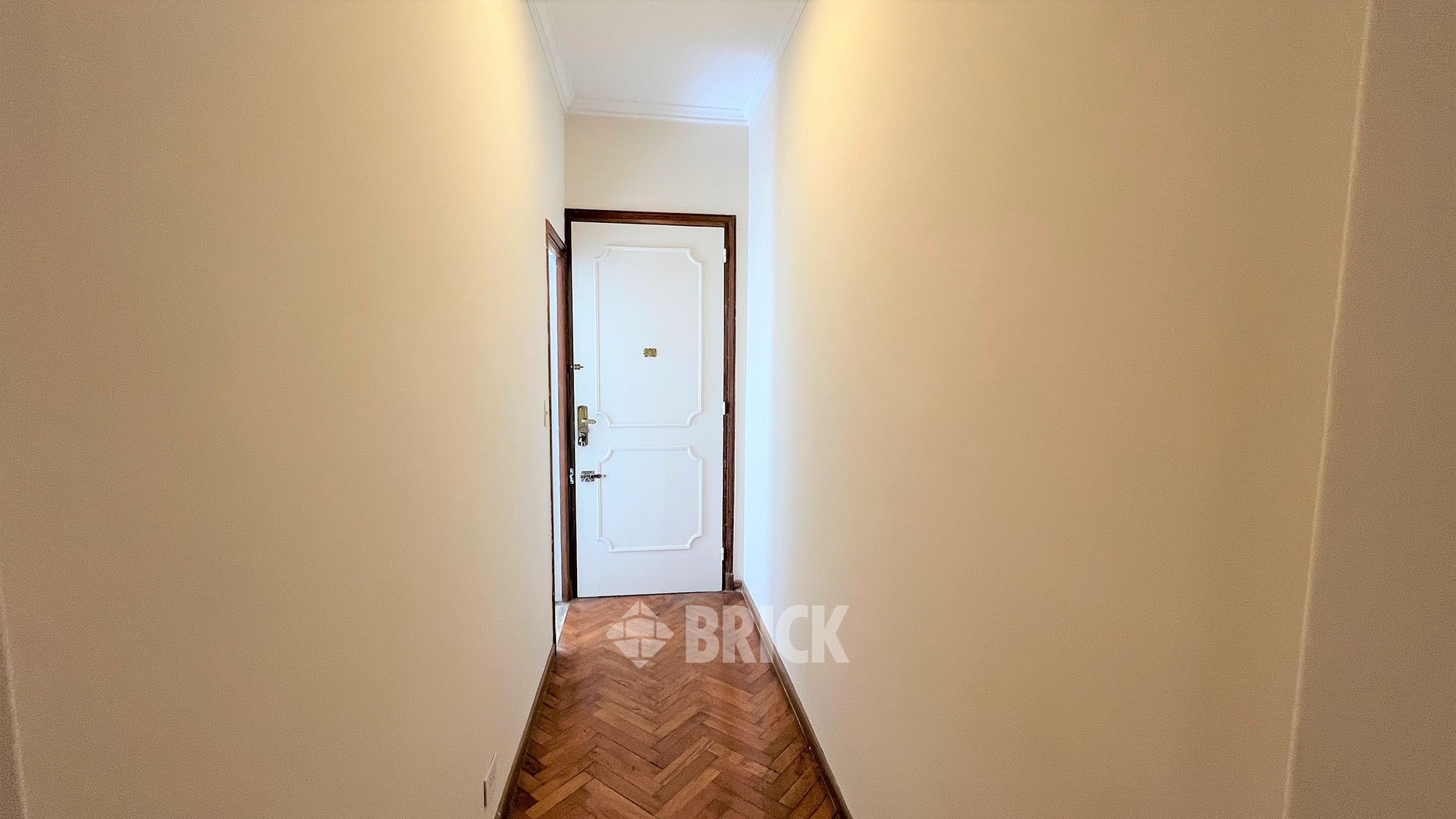 CHARCAS al 2500 Piso 1 8