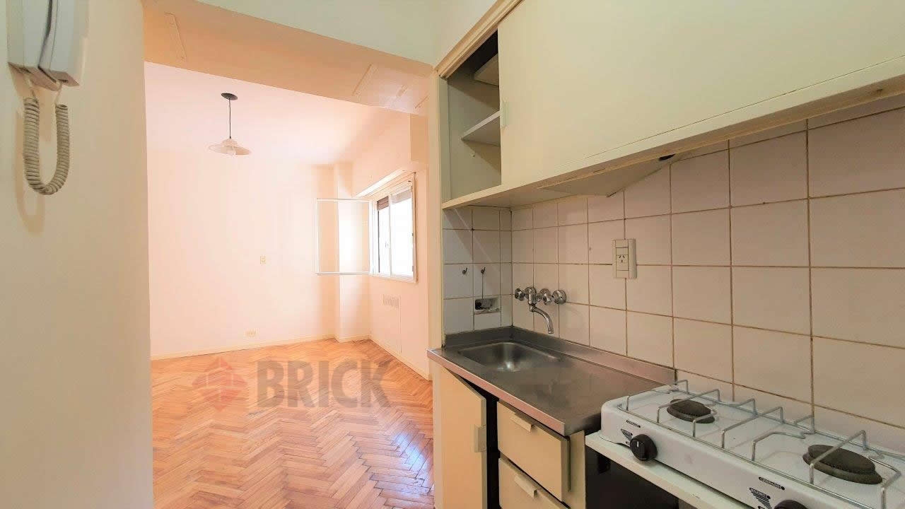 JAURES, JEAN al 800 Piso 3 7