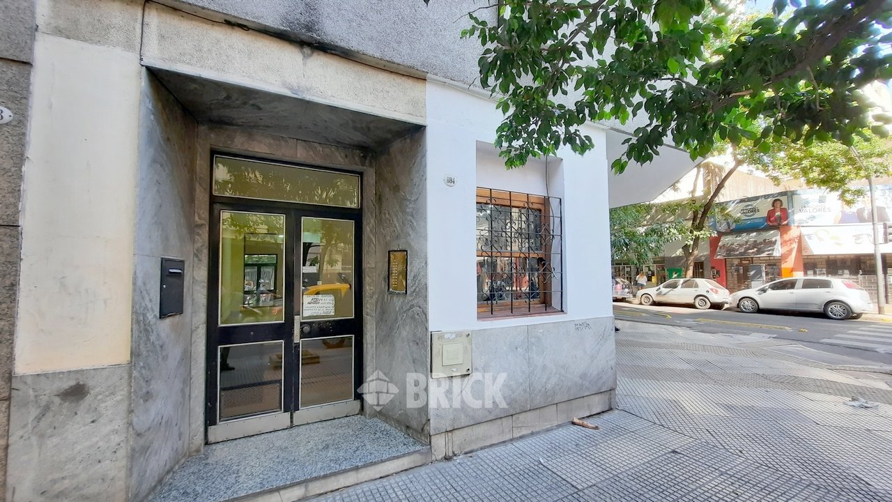 SOLIS al 600 Piso 4 27