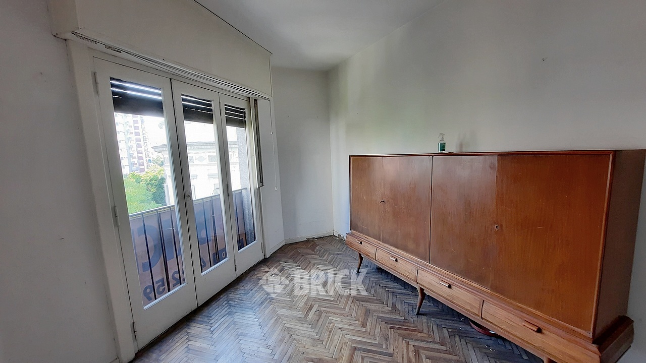 SOLIS al 600 Piso 4 2