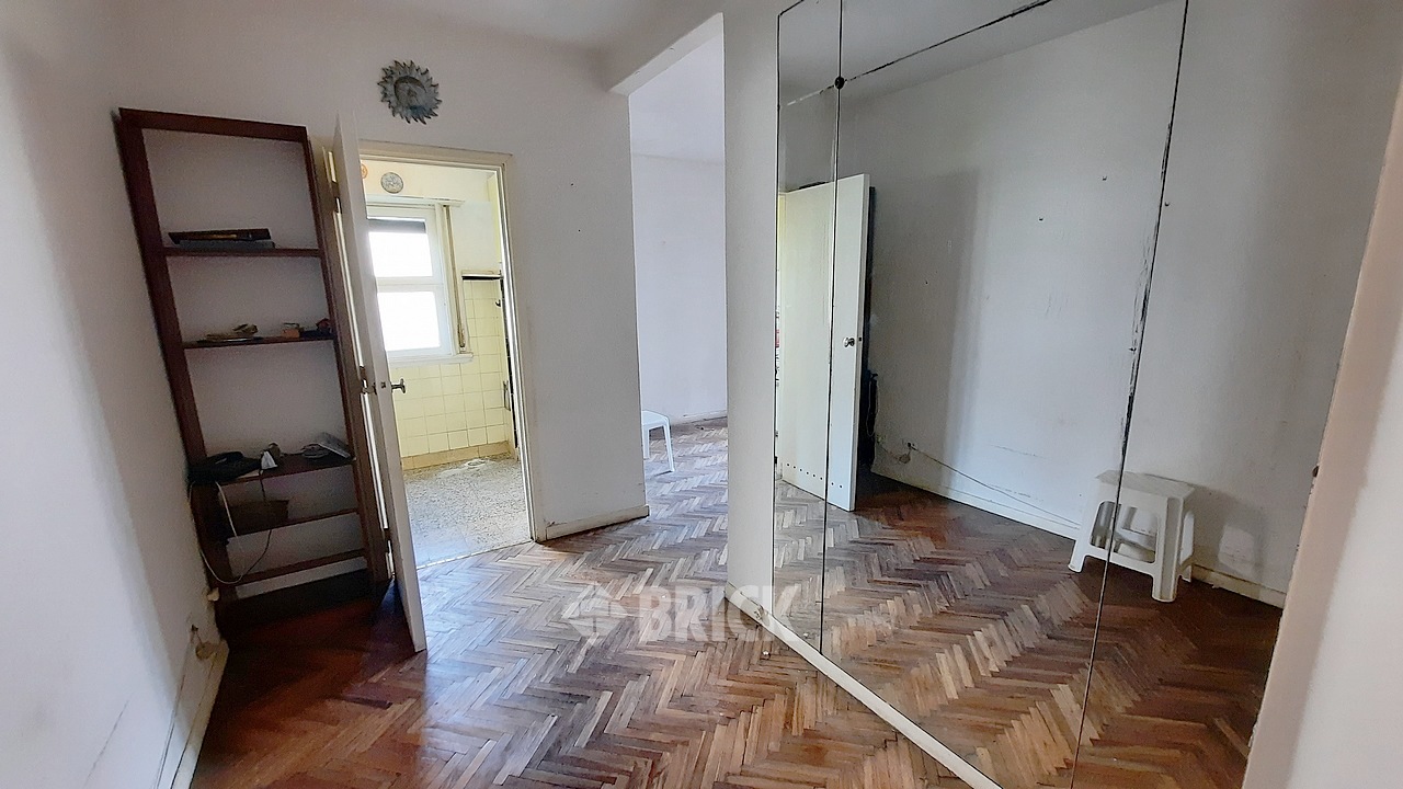 SOLIS al 600 Piso 4 8