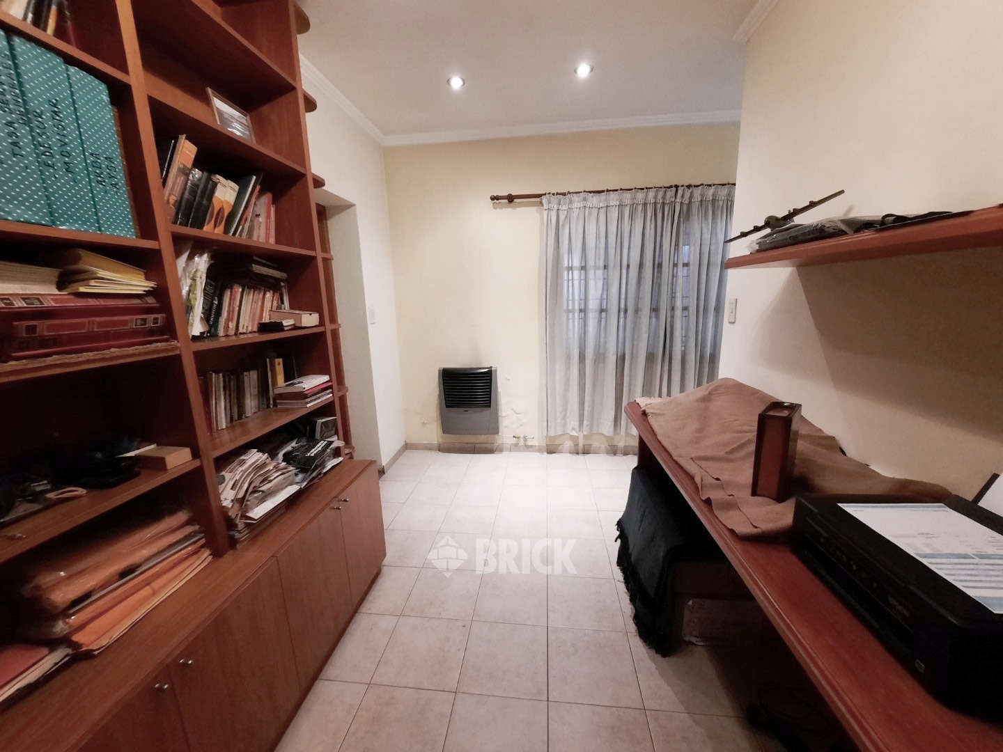 PERON, EVA, AV. al 2700 14