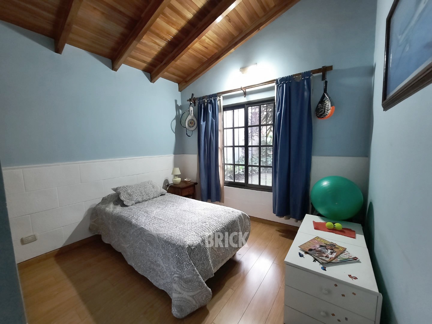 PERON, EVA, AV. al 2700 17