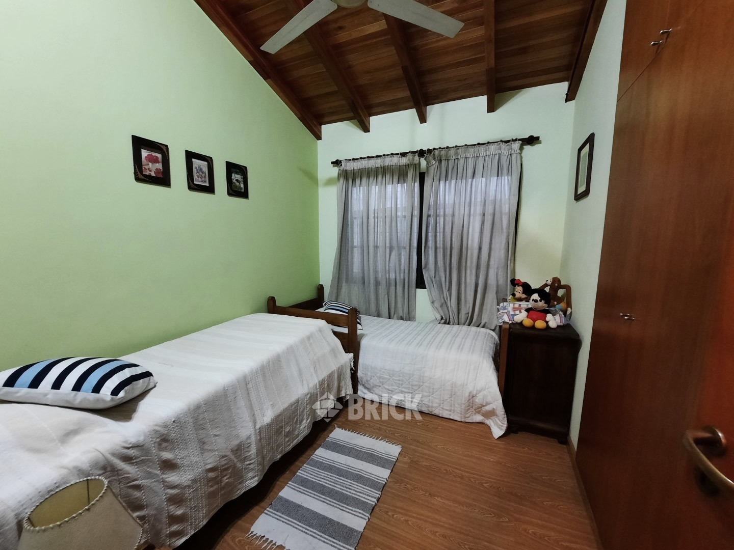 PERON, EVA, AV. al 2700 19