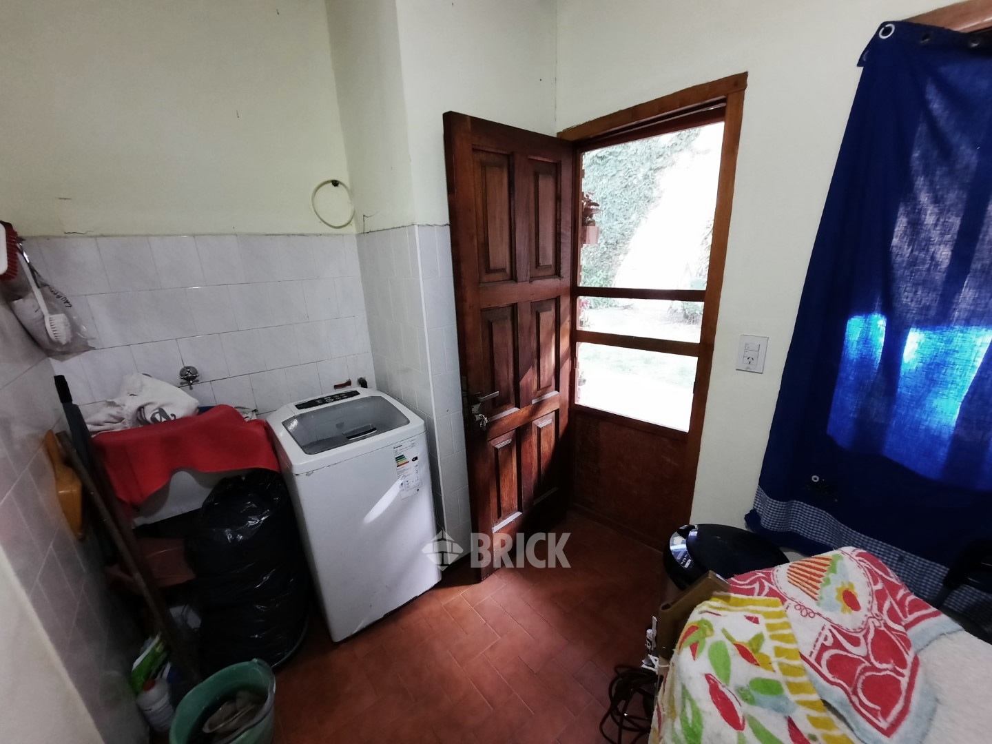 PERON, EVA, AV. al 2700 24