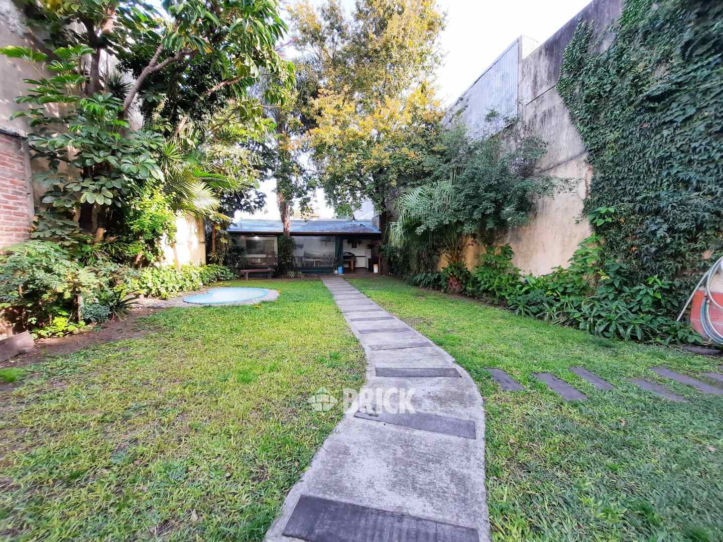 PERON, EVA, AV. al 2700 26