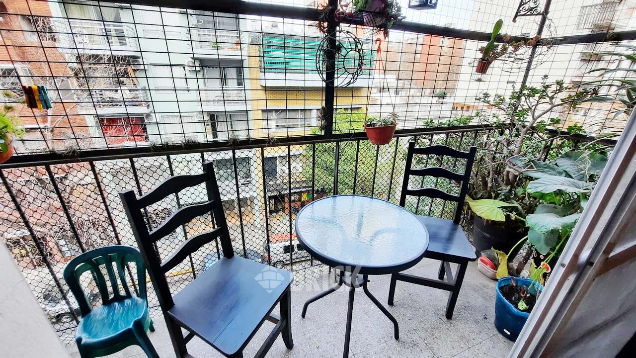 GUARDIA VIEJA al 3900 Piso 3 4