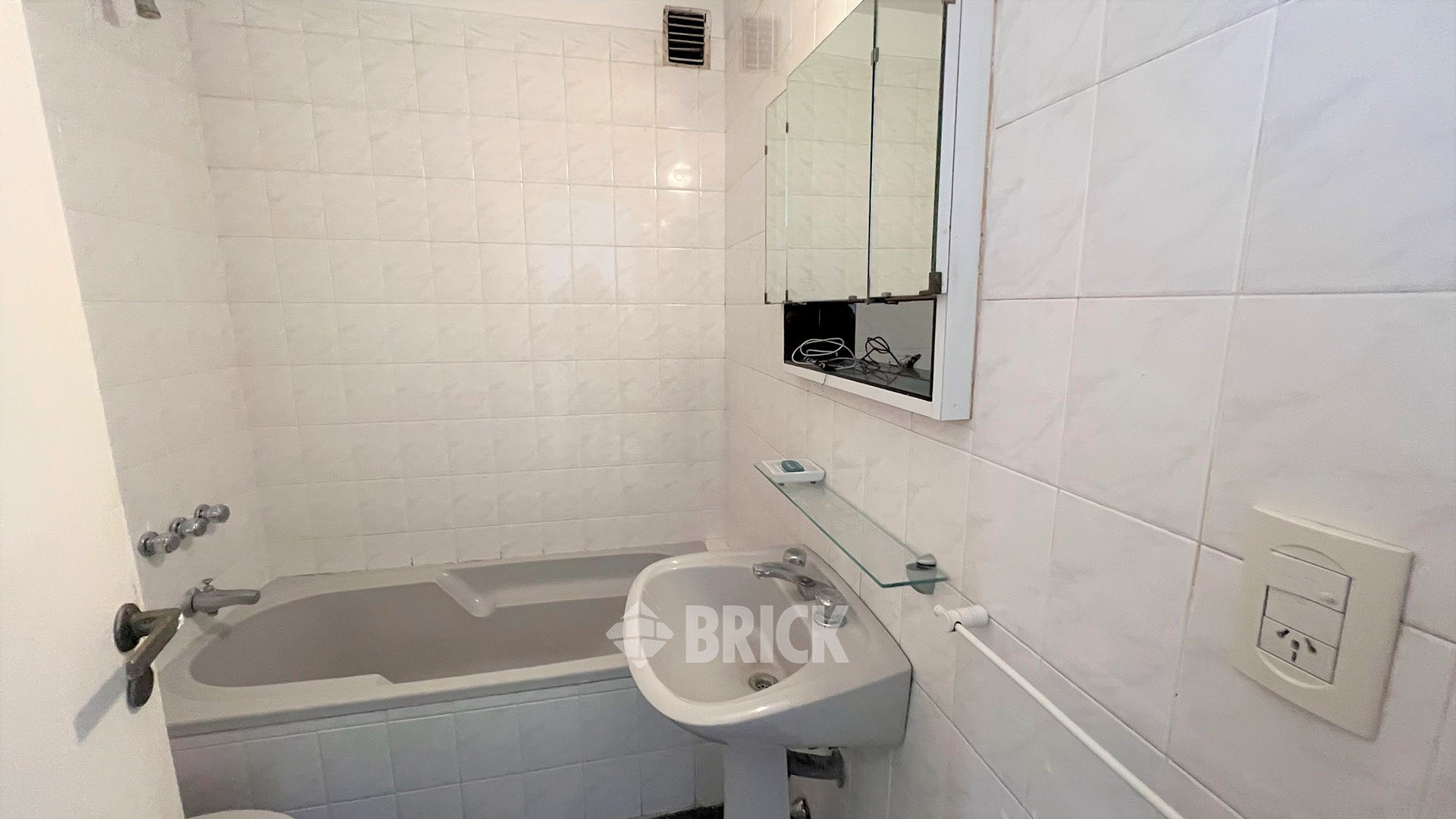 CONCEPCION ARENAL al 2300 Piso 4 13