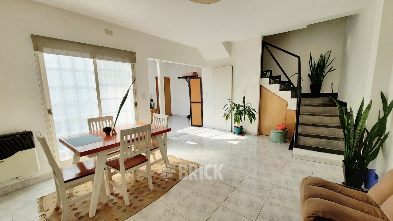 VELASCO, JUAN RAMIREZ DE al 1100 Piso 1 6