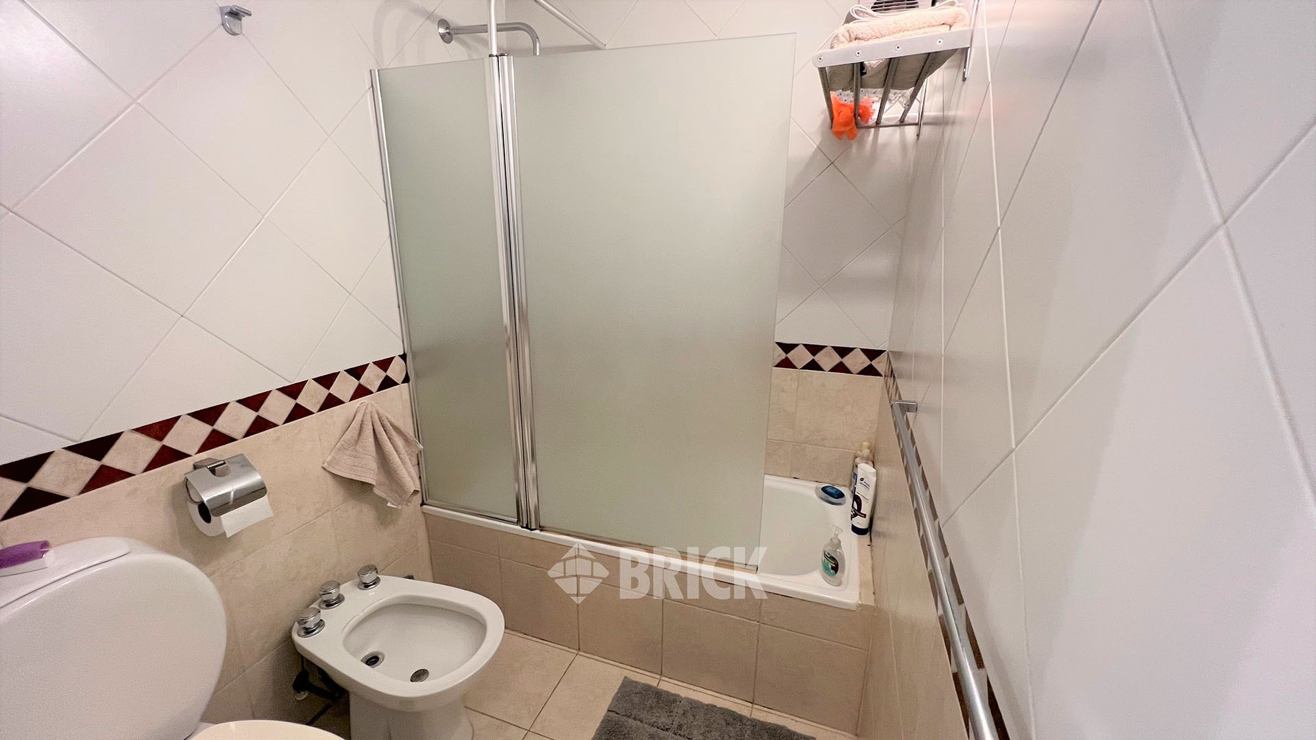 JUNCAL al 2700 Piso PB 20