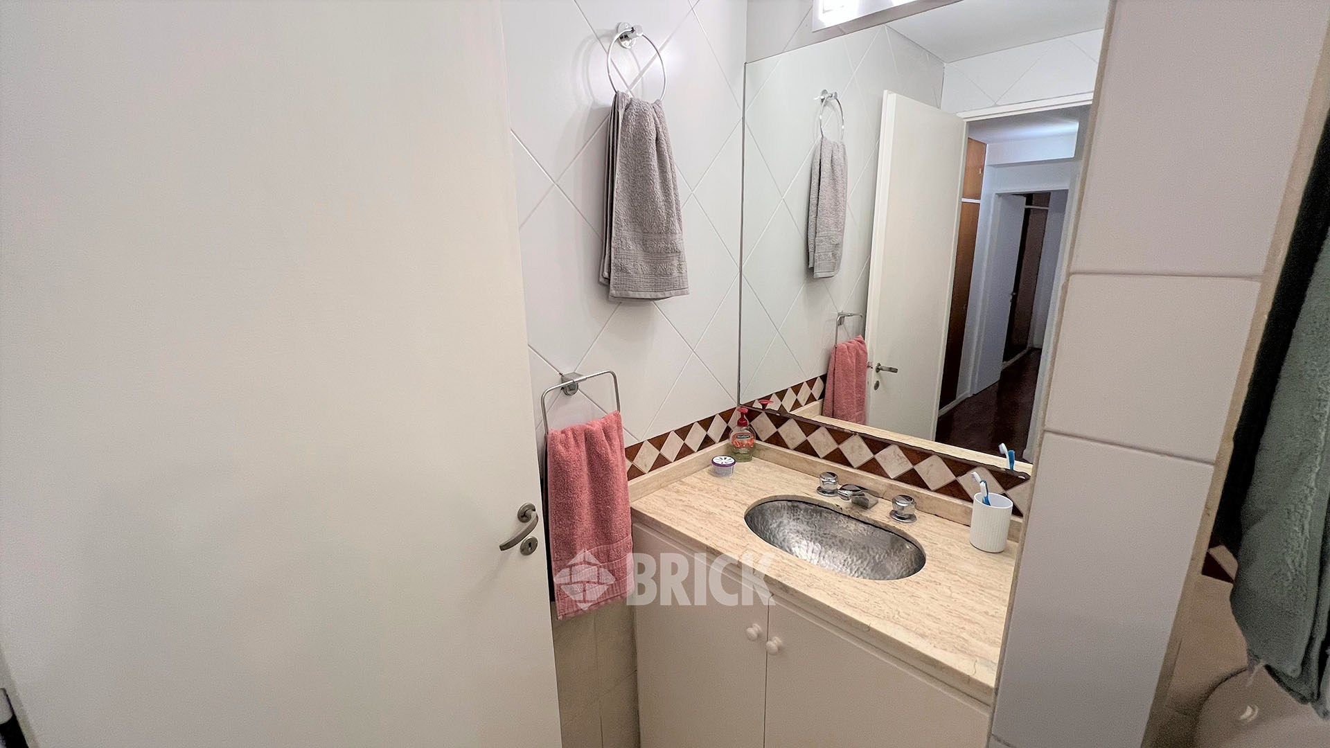 JUNCAL al 2700 Piso PB 21