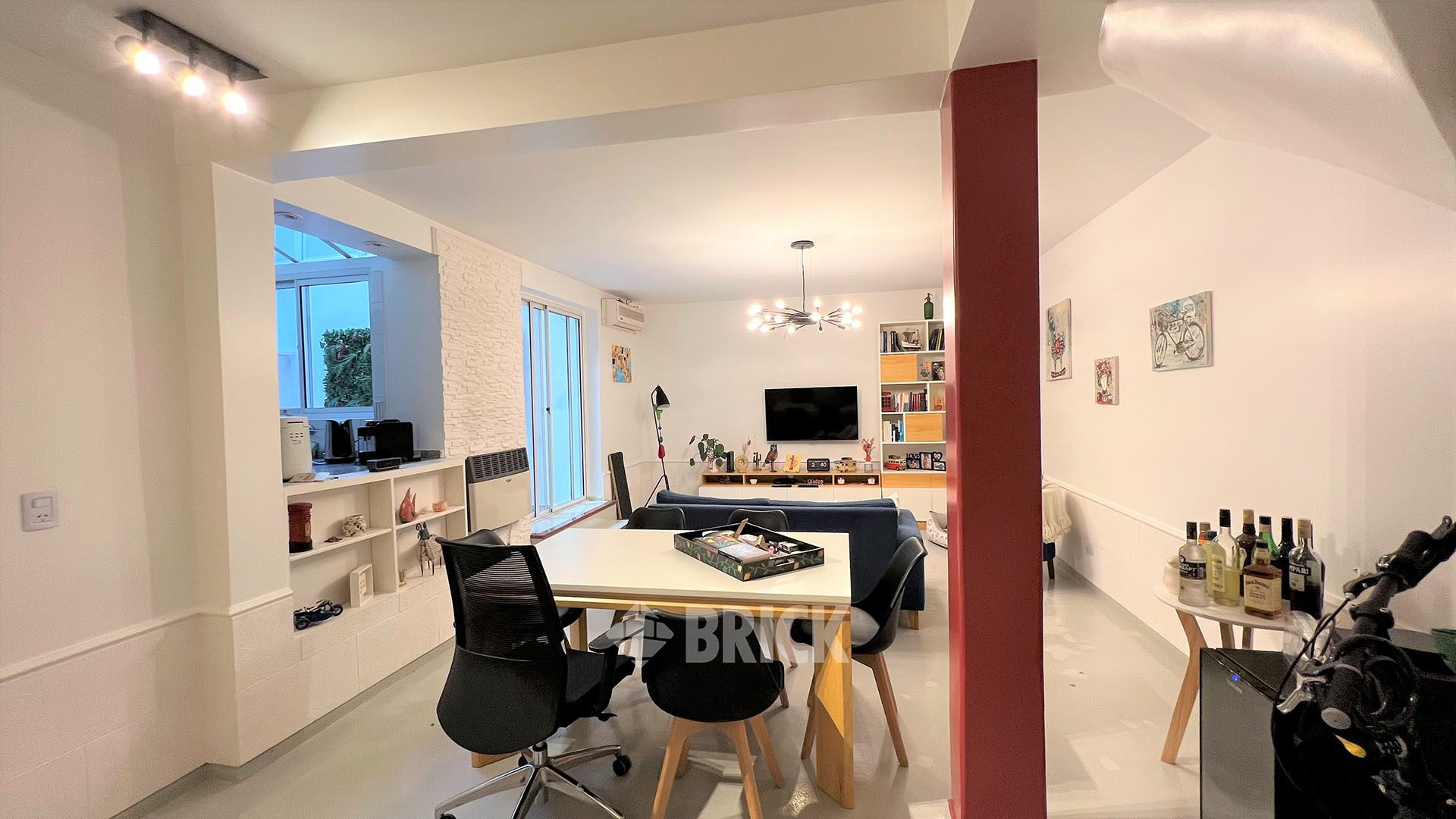 JUNCAL al 2700 Piso PB 2