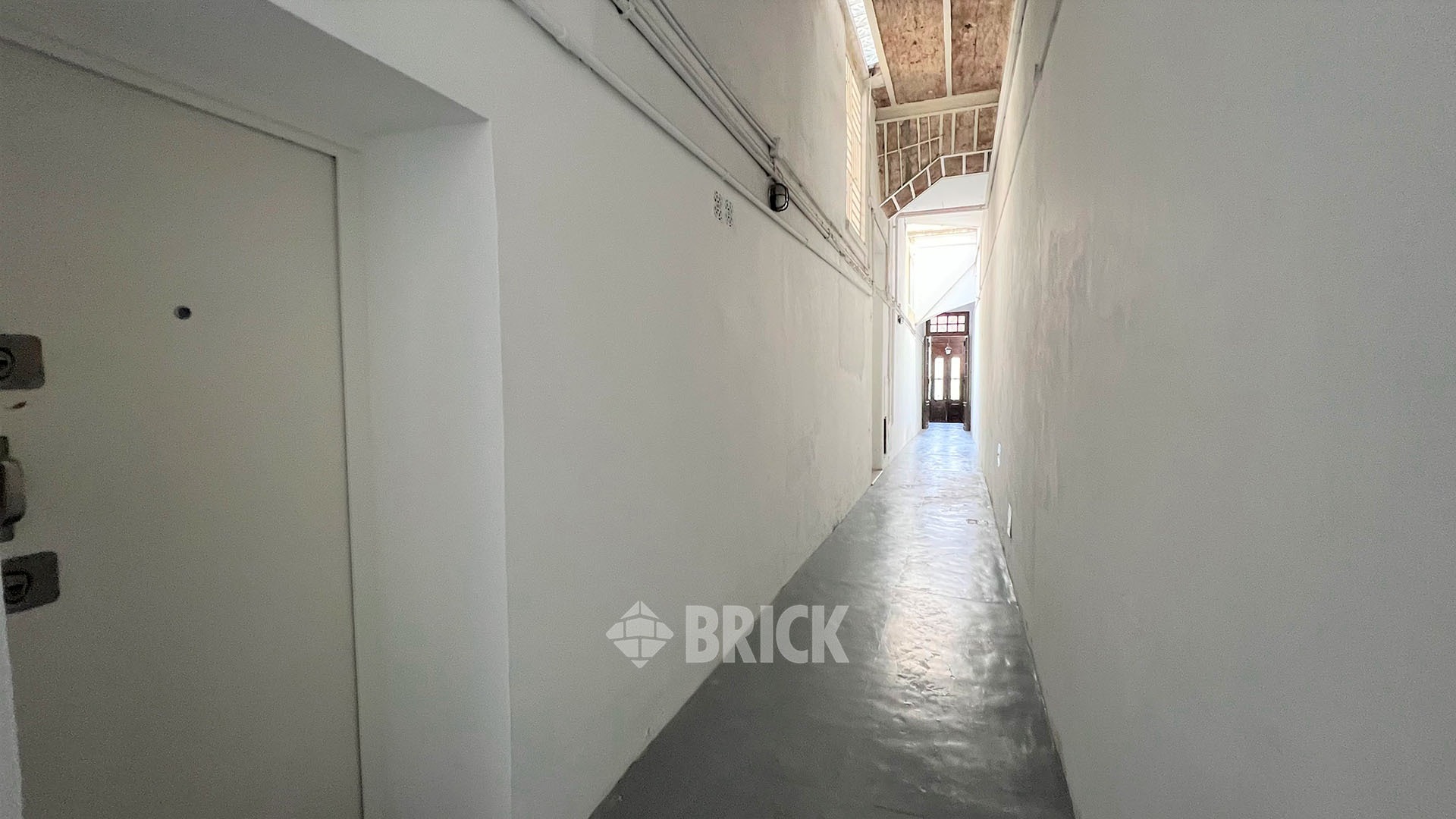 JUNCAL al 2700 Piso PB 31