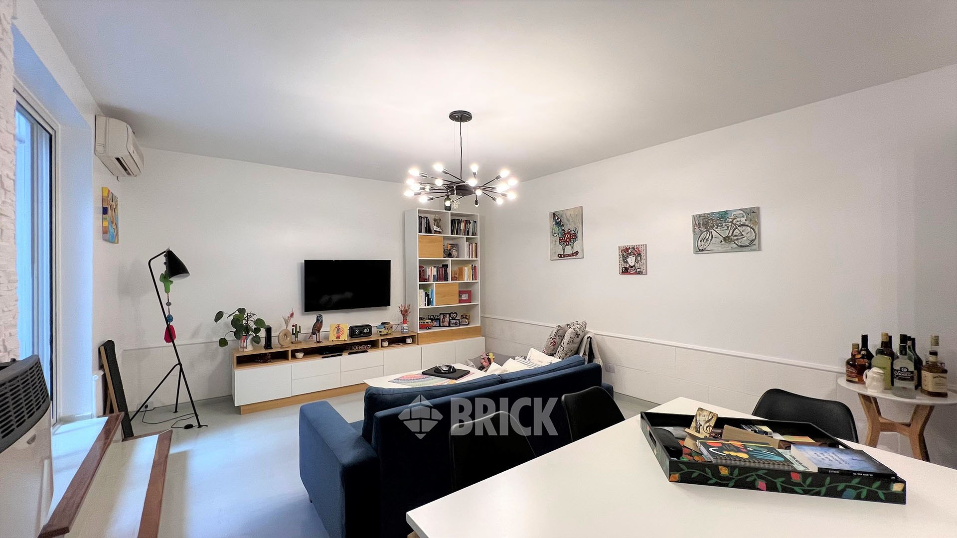 JUNCAL al 2700 Piso PB 3