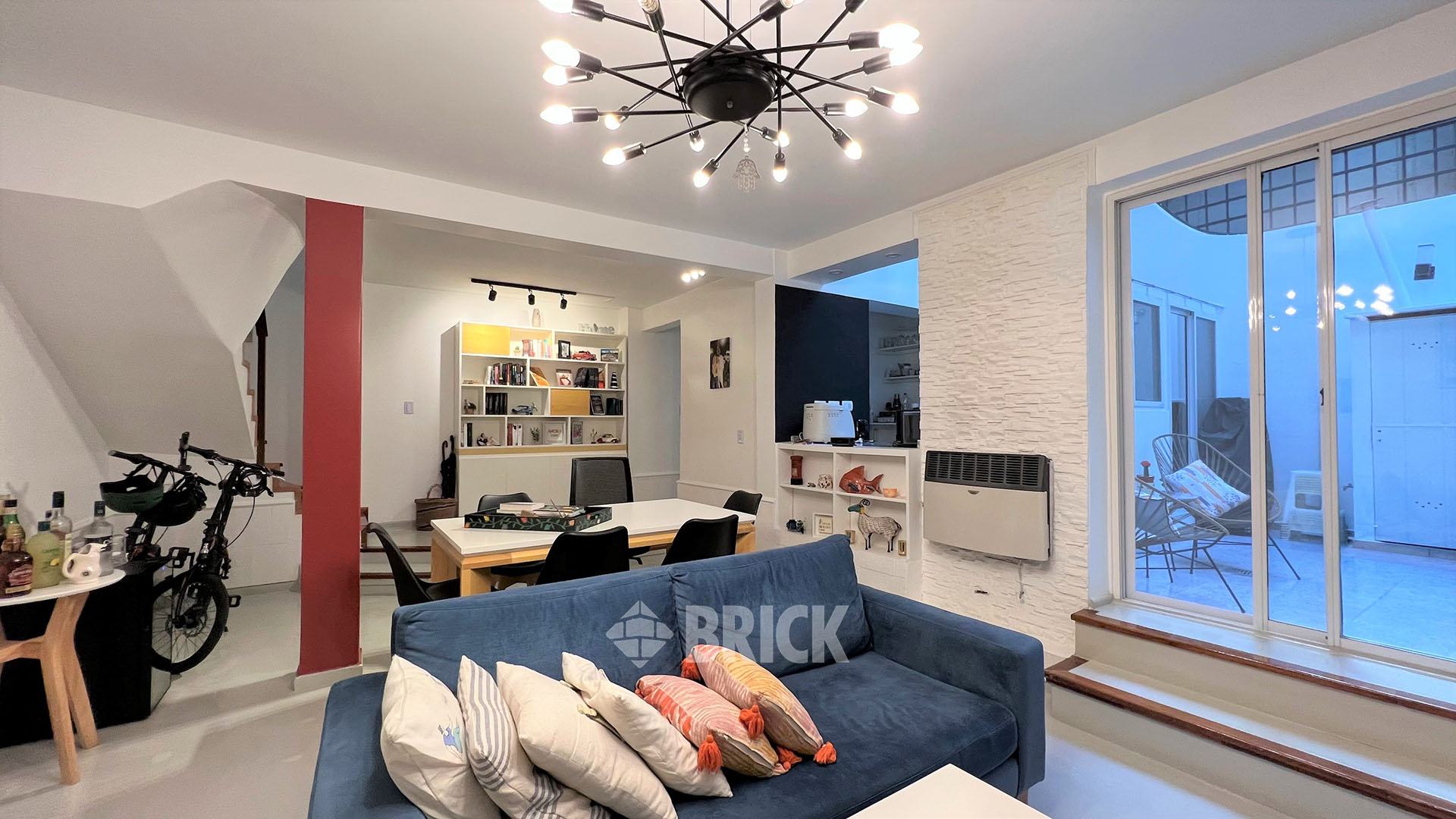 JUNCAL al 2700 Piso PB 5