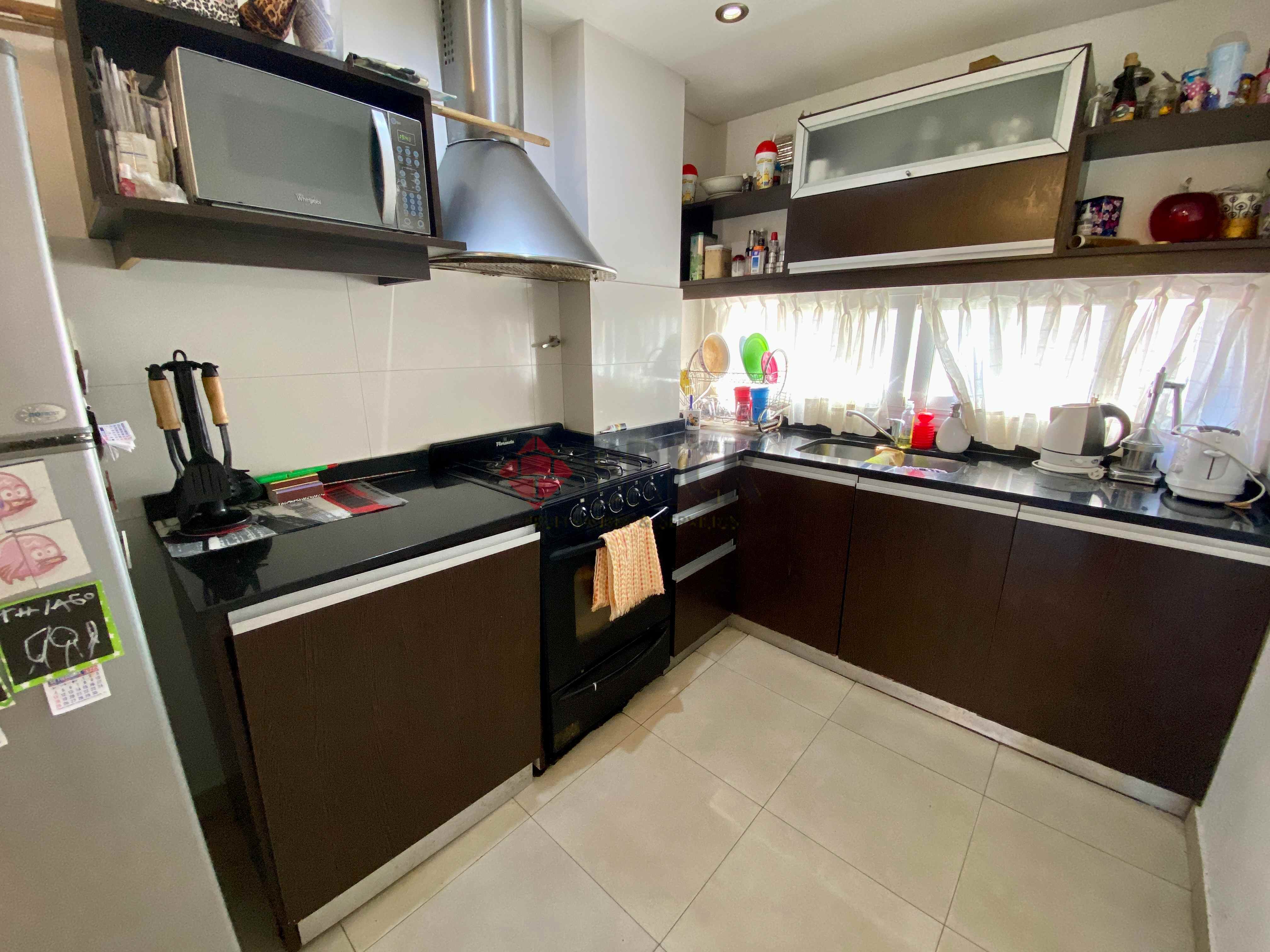 CHACABUCO al 400 Piso 2 7