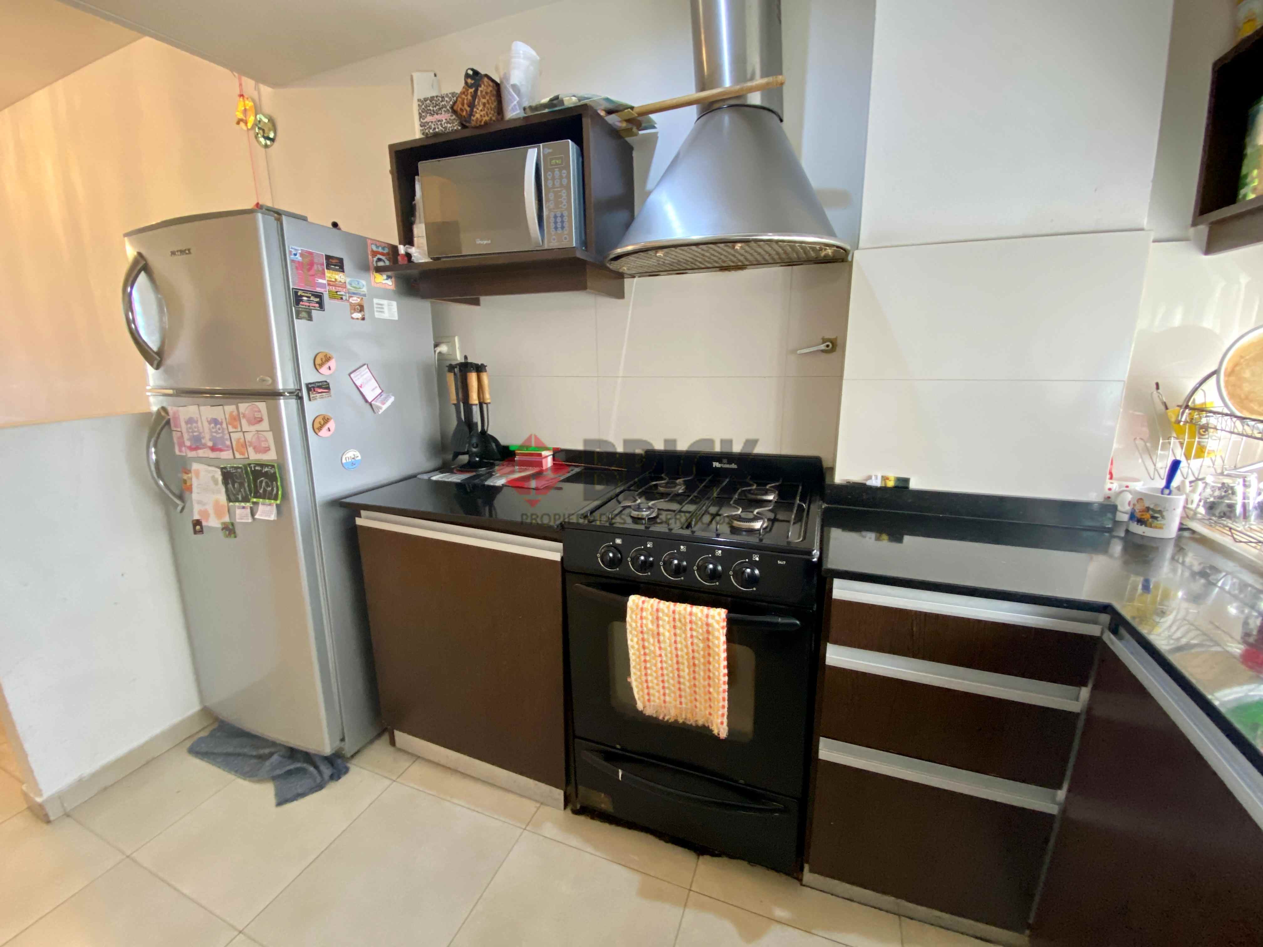 CHACABUCO al 400 Piso 2 8