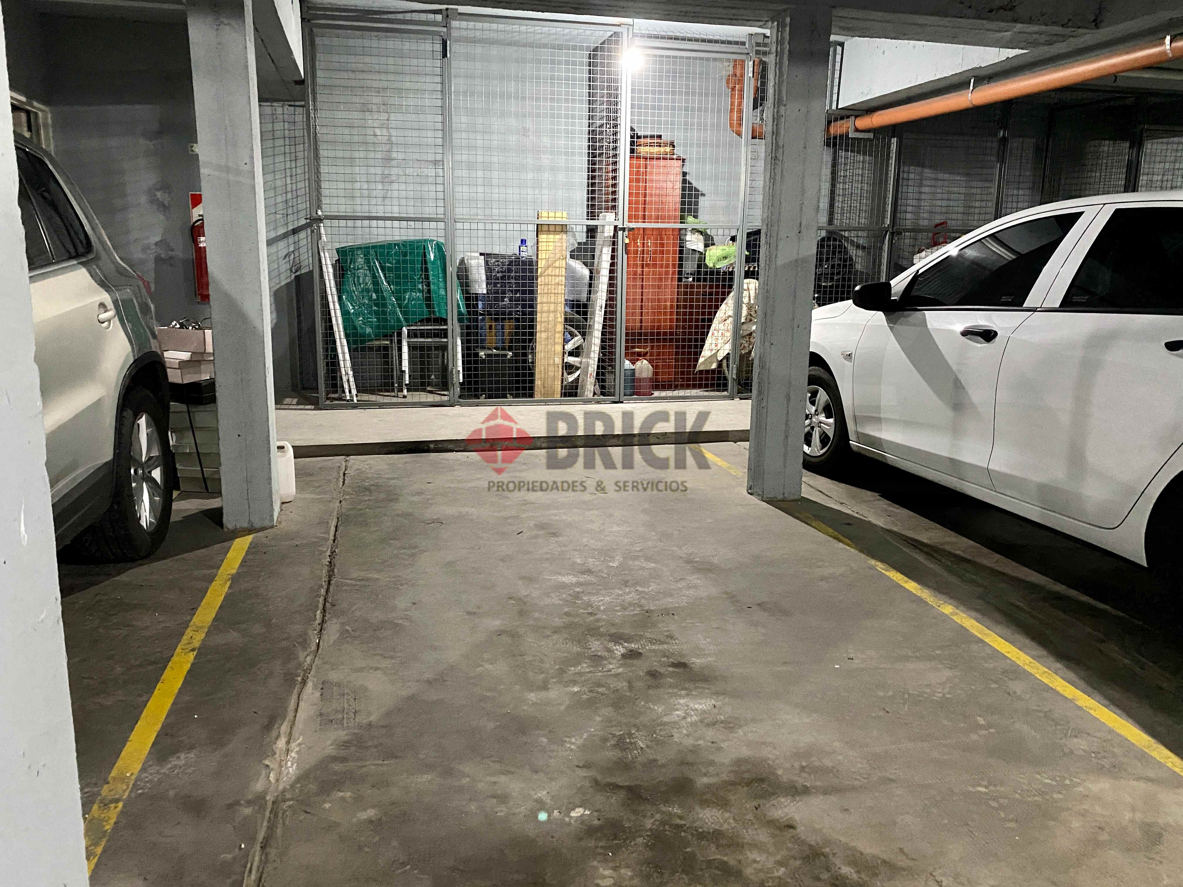 CHACABUCO al 400 Piso 2 12