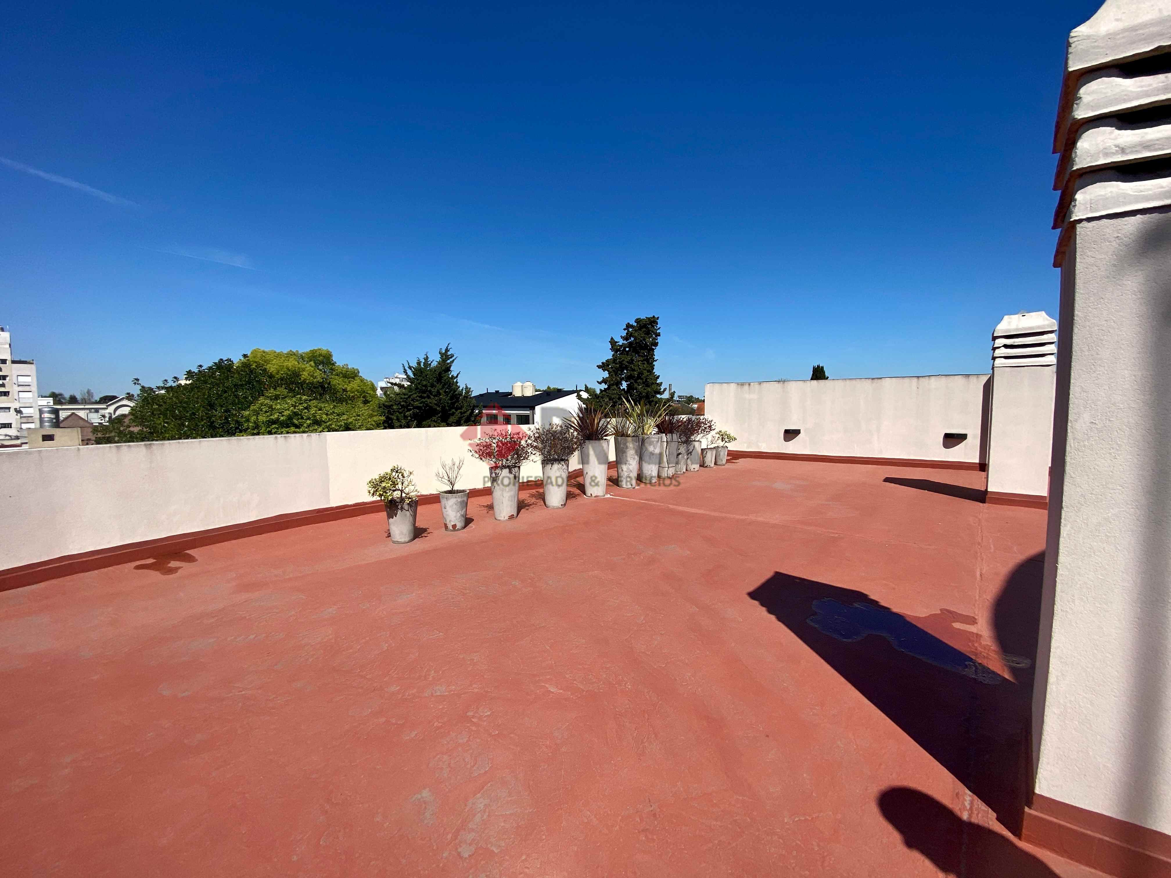 CHACABUCO al 400 Piso 2 14