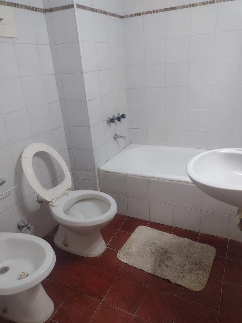 SUIPACHA al 700 Piso 5 5