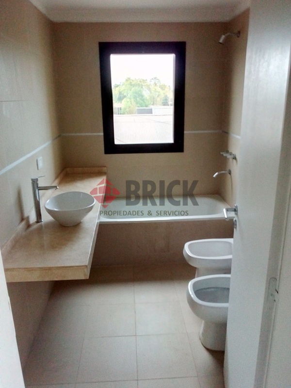 CARLOS CALVO al 600 Piso 3 7