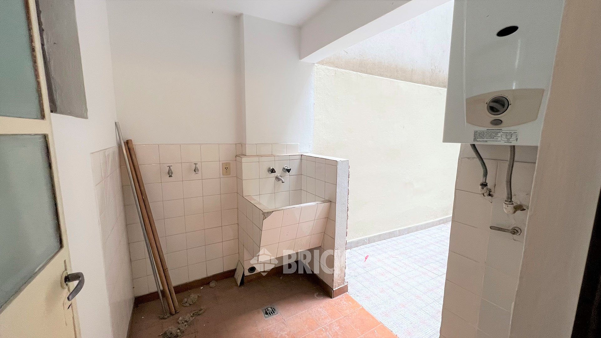 CRAMER, AV. al 2400 Piso 1 12