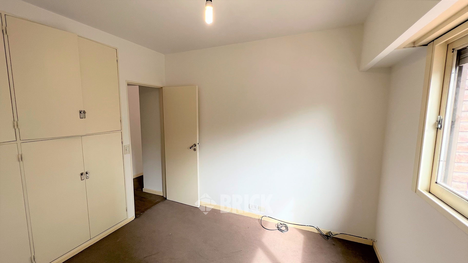 CRAMER, AV. al 2400 Piso 1 7