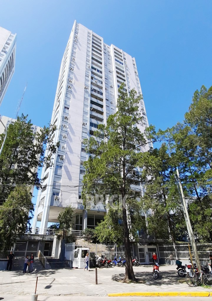 RUCCI, JOSE IGNACIO al 200 Piso 1 27