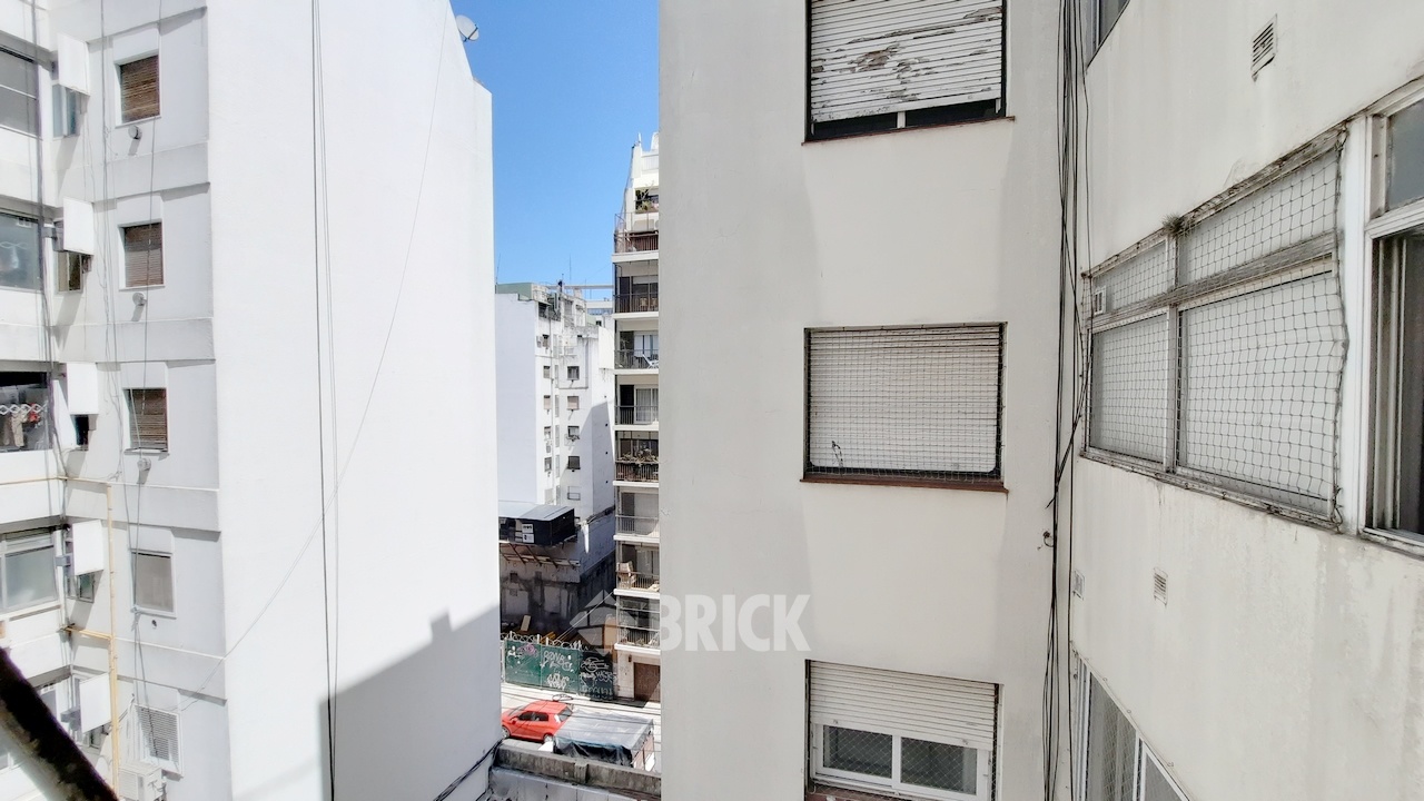 PARAGUAY al 2600 Piso 5 12