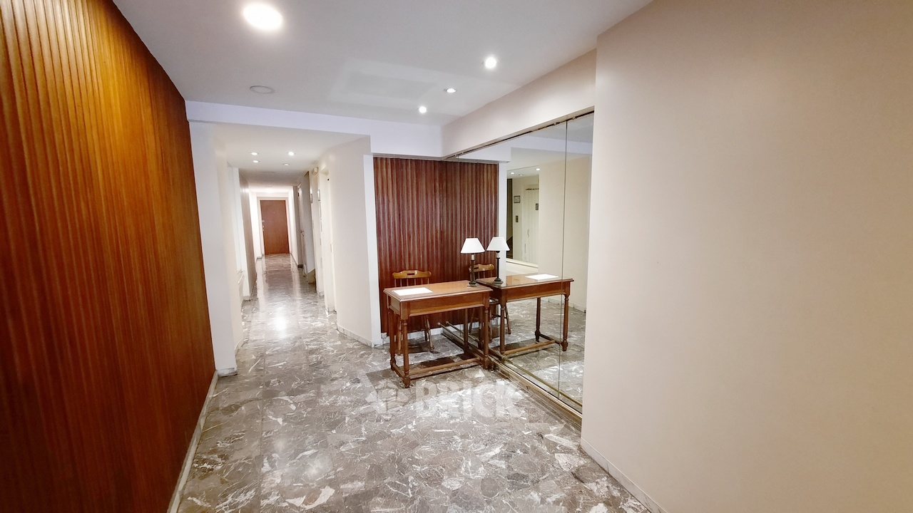 PARAGUAY al 2600 Piso 5 21