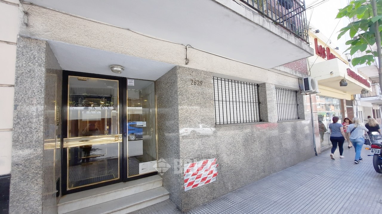 PARAGUAY al 2600 Piso 5 24