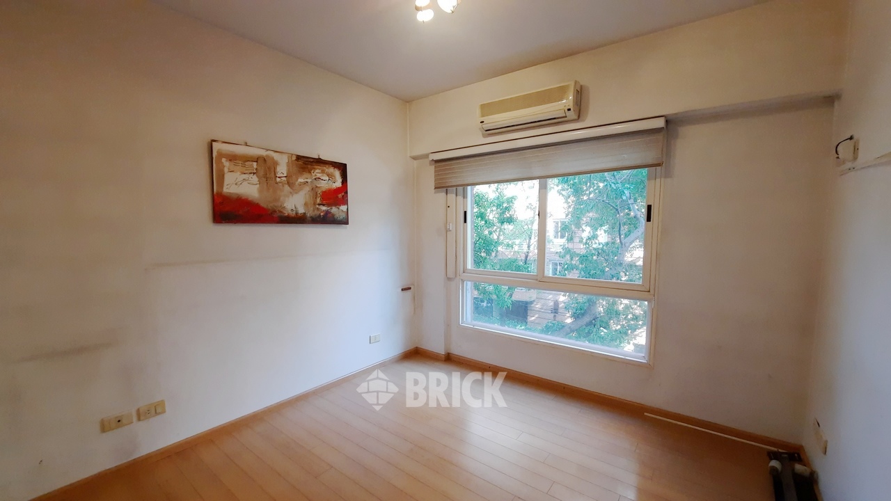 PICO al 1600 Piso 3 12