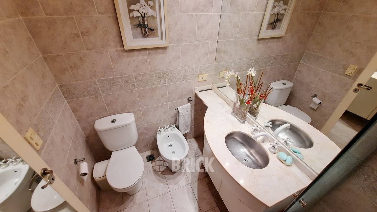 PICO al 1600 Piso 3 17