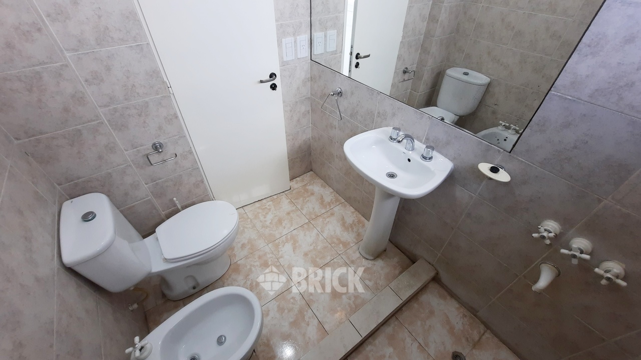 PICO al 1600 Piso 3 34