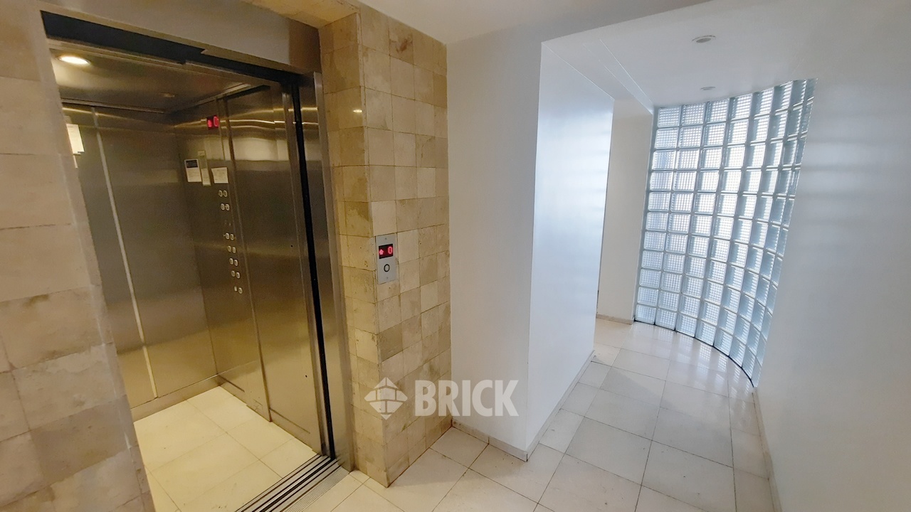 PICO al 1600 Piso 3 35