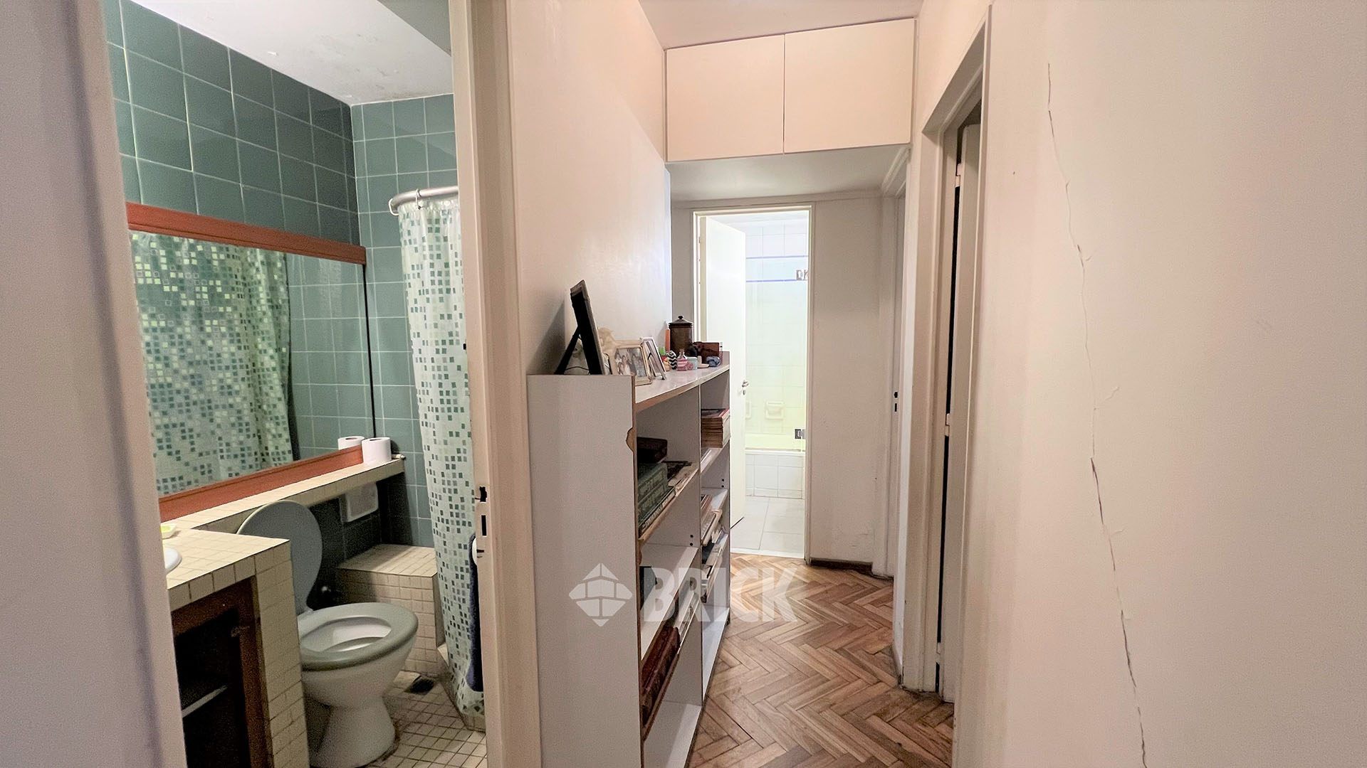 ECUADOR al 1500 Piso PB 12