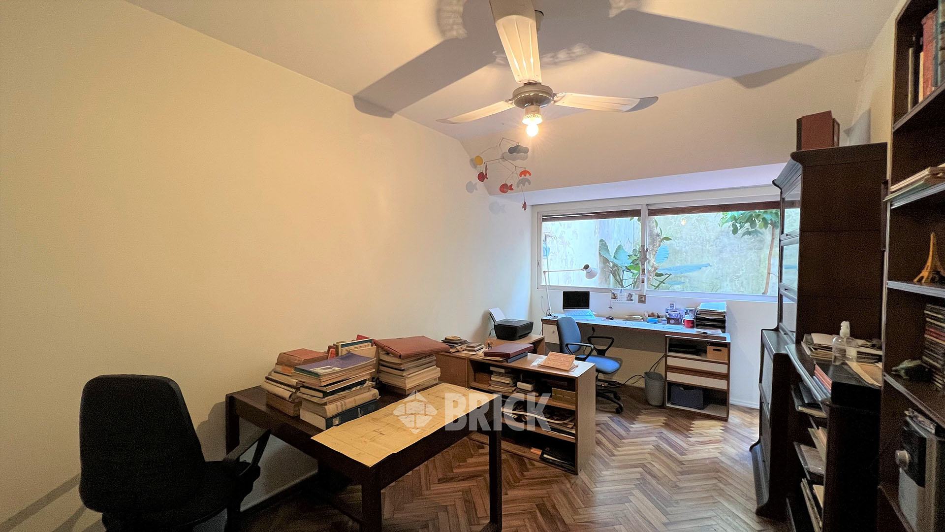 ECUADOR al 1500 Piso PB 14