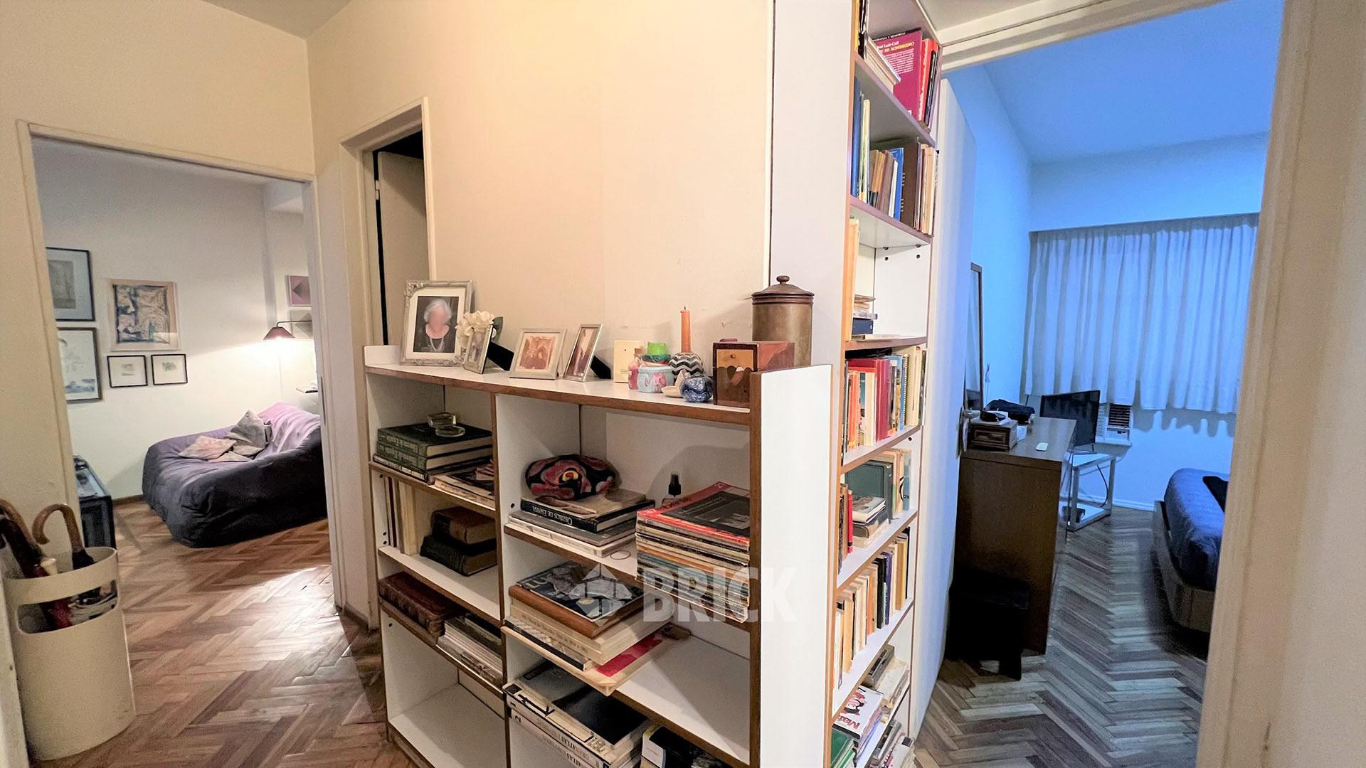 ECUADOR al 1500 Piso PB 26